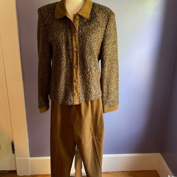 2-Piece Brown Pantsuit with Velour Pant and Nubby Textured Top/ Jacket 14P - Picture 7 of 7